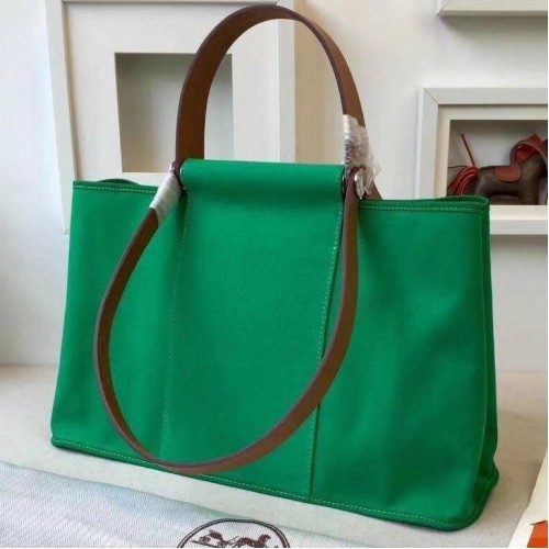 Hermes Cabag Elan Bag In Bamboo Canvas